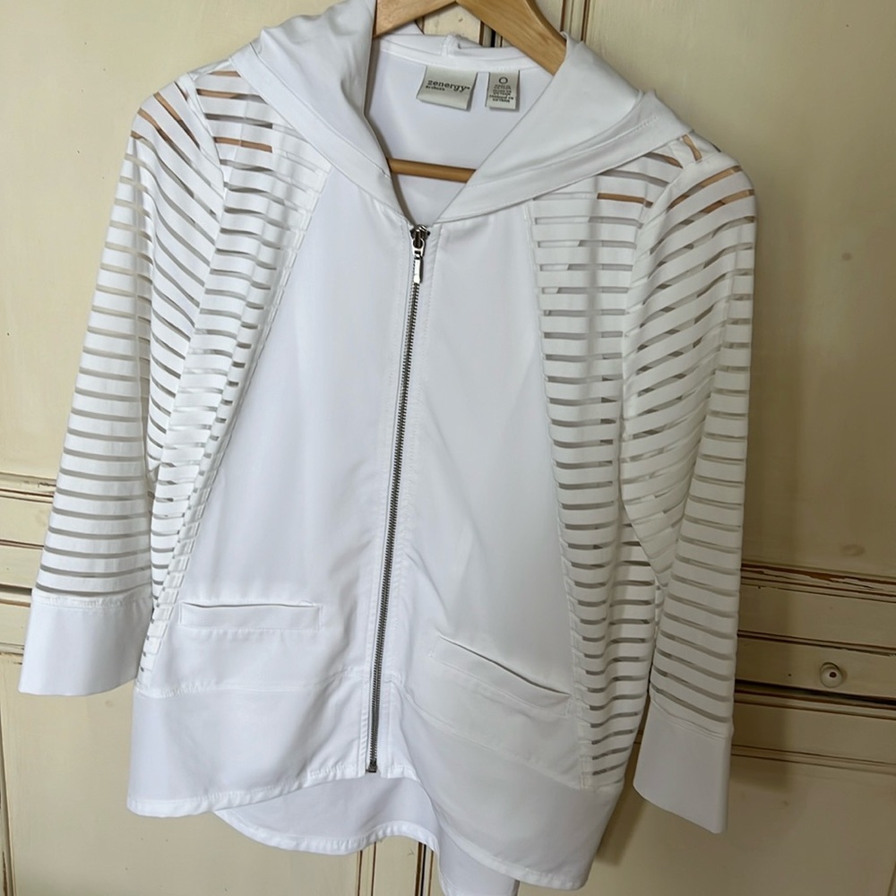 Zenergy by Chicos white athletic jacket sz 0 Preowned